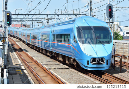 Railway: Private Railway: Odakyu Electric Railway MSE 60000 Series Umegaoka Station 125215515