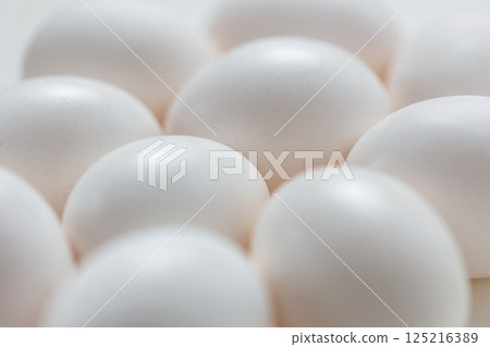 Many eggs Many eggs 125216389