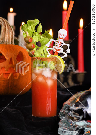 Cocktail Bloody Mary 125216806