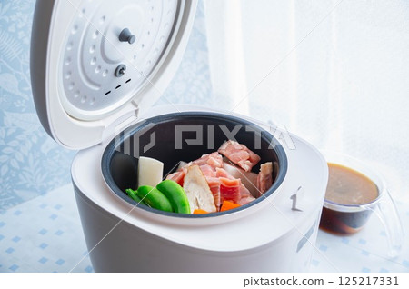 電鍋燉菜的食材 125217331