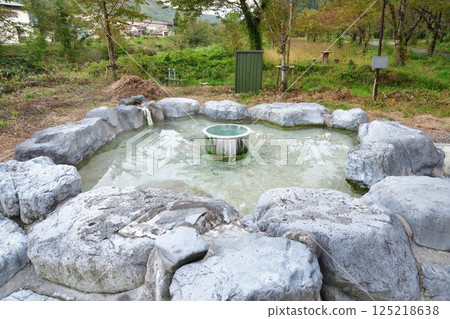 Footbath at Onogawamachi Firefly Park (Yamagata Prefecture) Footbath at Onogawamachi Firefly Park (Yamagata Prefecture) 125218638