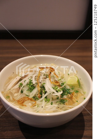 越南菜:Pho Ga(雞肉河粉) 越南菜:Pho Ga(雞肉河粉) 125218749