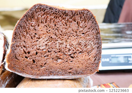 Baba neagra - traditional sweet pie of Moldovan cuisine at the exhibition in Chisinau 125223663