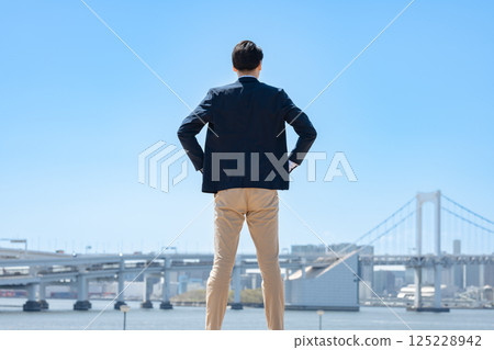 看距離的商人 125228942