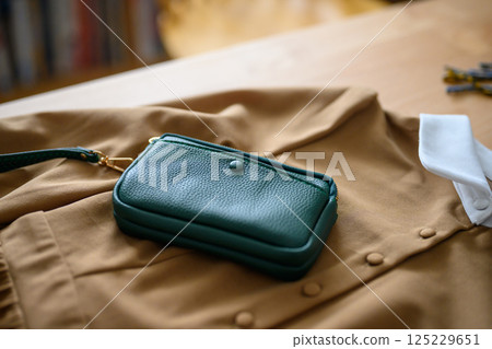 Image photo Image photo 125229651