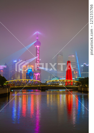 Shanghai Bund Oriental Pearl Tower Light Show 125233766