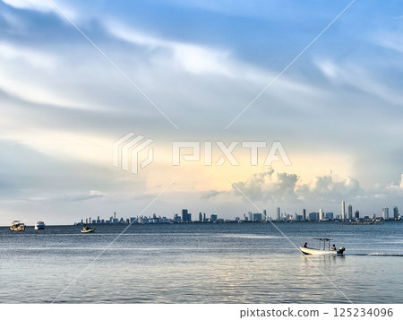 Pattaya Beach and Cityscape with Boats Pattaya Beach and Cityscape with Boats 125234096
