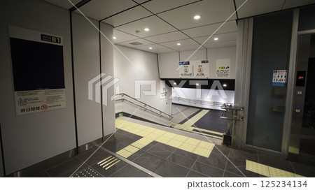 銀座線虎之門站、日比谷線虎之門Hills站B1出口 125234134