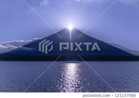 山中湖鑽石富士山 山中湖鑽石富士山 125237088