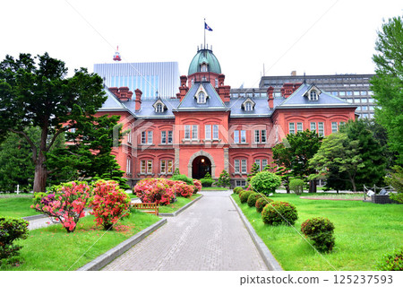 Former Hokkaido Government Office Building, Red Brick Building, a symbol of Sapporo, an important cultural property 125237593