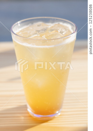 美味的蘇打雞尾酒 125238086