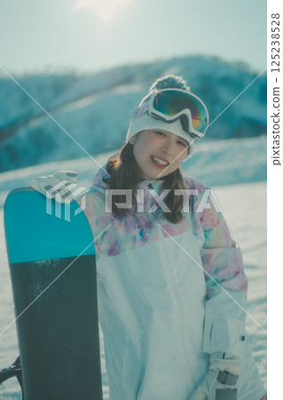 snowboarder, females, female 125238528