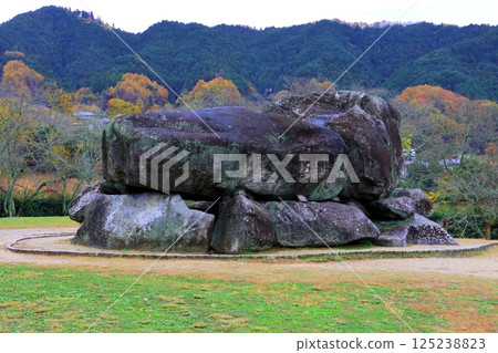 Ishimakitai burial mound (Asahikawa village, Nara prefecture) 125238823