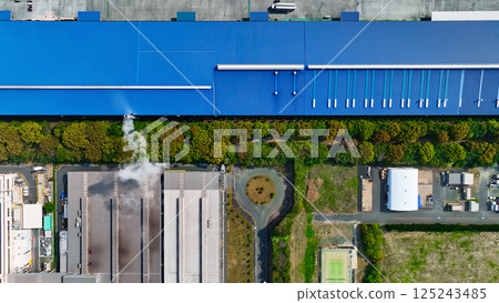 工廠林立的工業區鳥瞰圖 125243485