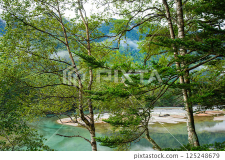 Kamikochi Taisho pond in the summer 125248679