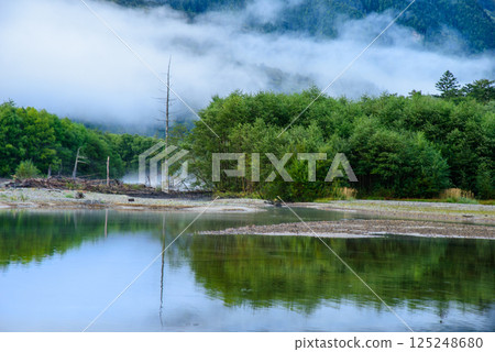 Kamikochi Taisho pond in the summer 125248680