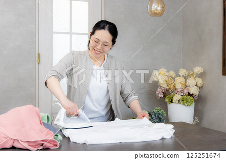 Middle female to iron Middle female to iron 125251674