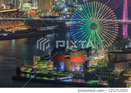 大阪海遊館夜景(大阪府大阪市港區) 大阪海遊館夜景(大阪府大阪市港區) 125252891
