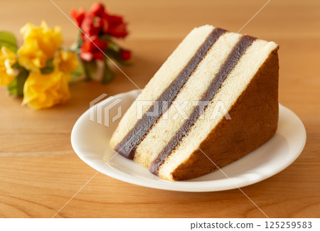 Siberia Confectionery Triangular Siberia Blend of Japanese and Western 125259583