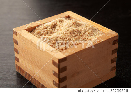 Rice bran Rice bran 125259826