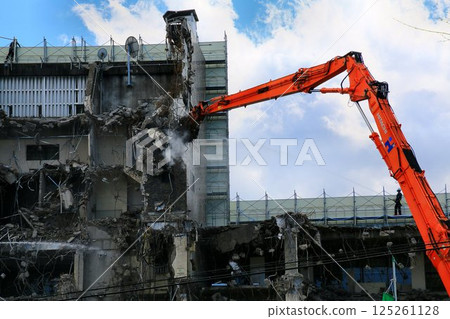 The Kasukabe City Hall building is closing down after 53 years of history and is disappearing... The Kasukabe City Hall building is closing down after 53 years of history and is disappearing... 125261128
