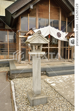 拍攝北海道函館市春天的龜田龍神社 拍攝北海道函館市春天的龜田龍神社 125265129