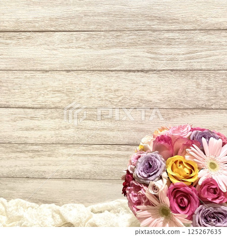 Wall flowers 125267635