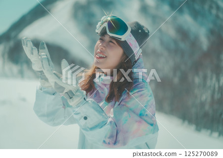 女生 女孩 女性 125270089