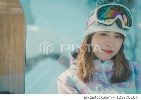 滑雪者 滑雪板 女生 125270167