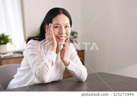 Middle female anti-aging Middle female anti-aging 125271944