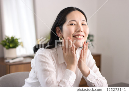 中年女性抗衰老 125272141