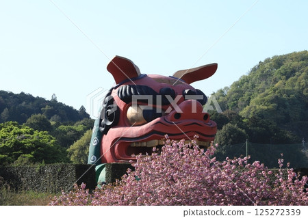 日立風土記之丘的巨型獅子頭與牡丹櫻花 125272339