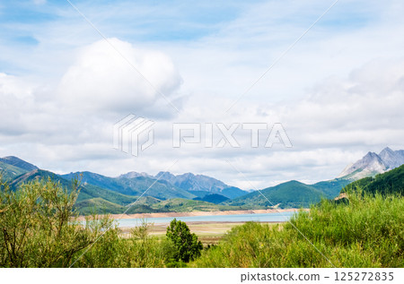 Reservoir in the mountains of Picos de Europa. Cantabrian, Riano, 125272835
