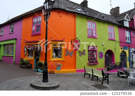 Old town of Kinsale, Ireland 125279536