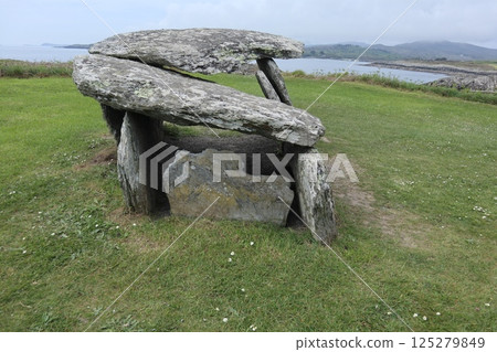 Ireland Alter Wedge Tomb 125279849