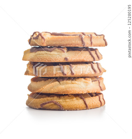 Sweet chocolate cookies isolated on white background. 125280195