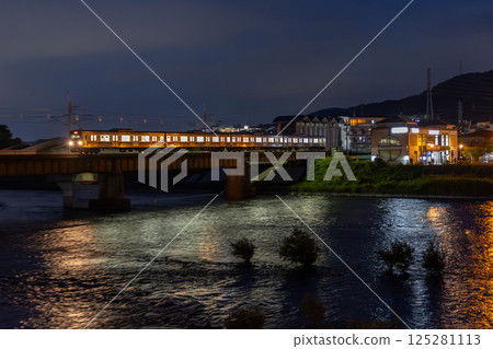 205 series crossing the Uji River 205 series crossing the Uji River 125281113