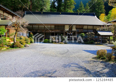 Gasoyama Shrine, a shrine dedicated to Tengu Gasoyama Shrine, a shrine dedicated to Tengu 125284485