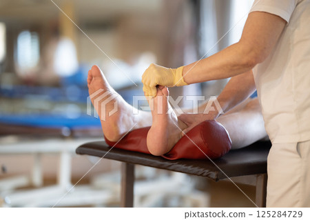 Physiotherapy Treatment in a Rehabilitation Center Physiotherapy Treatment in a Rehabilitation Center 125284729