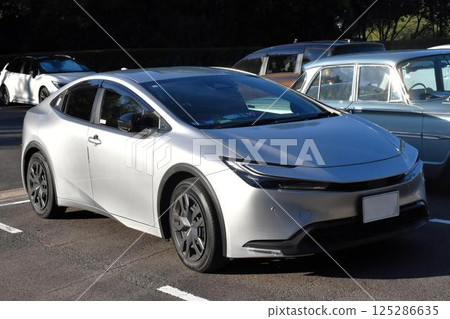 混合動力車(豐田普銳斯第五代) 混合動力車(豐田普銳斯第五代) 125286635