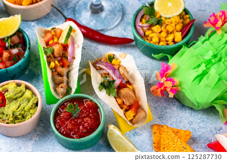 Cinco de Mayo concept with traditional Mexican food 125287730