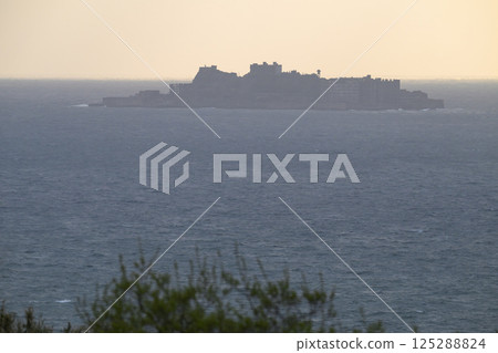 Evening view of warship island 125288824