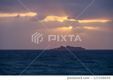Evening view of warship island 125288830