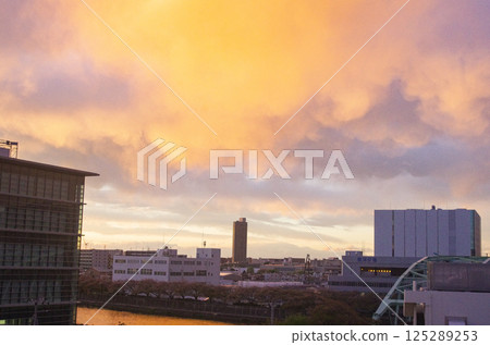 Evening view from my apartment in Tokyo 125289253