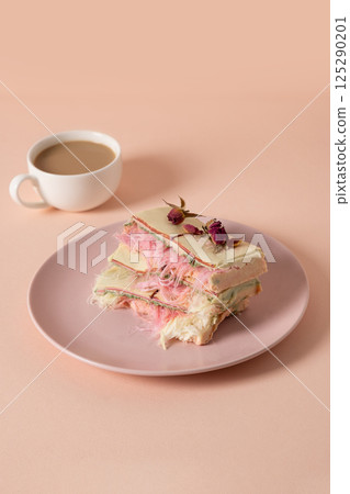 Trendy white chocolate with layer airy filling cotton candy. 125290201