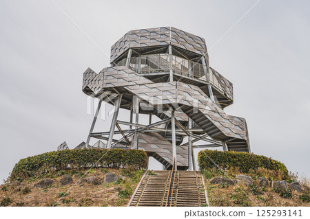 富士市富士之國田子浦港公園的富士山龍塔景觀（靜岡縣） 125293141