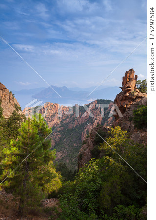 Breathtaking mountain scenery featuring rugged rocky formations of Corsica 125297584