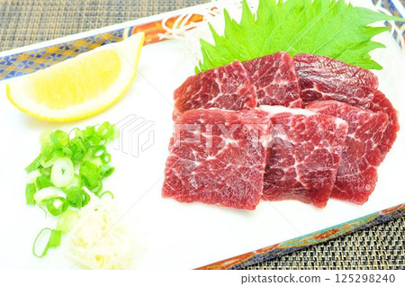 Marbled horse meat 125298240