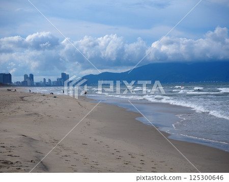 越南峴港 Non Nuoc 海灘的白色沙灘 越南峴港 Non Nuoc 海灘的白色沙灘 125300646