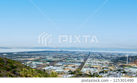 View of the Atsumi Peninsula from the parking lot of Irago Ocean Resort (Tahara City, Aichi Prefecture) (landscape) 125301490